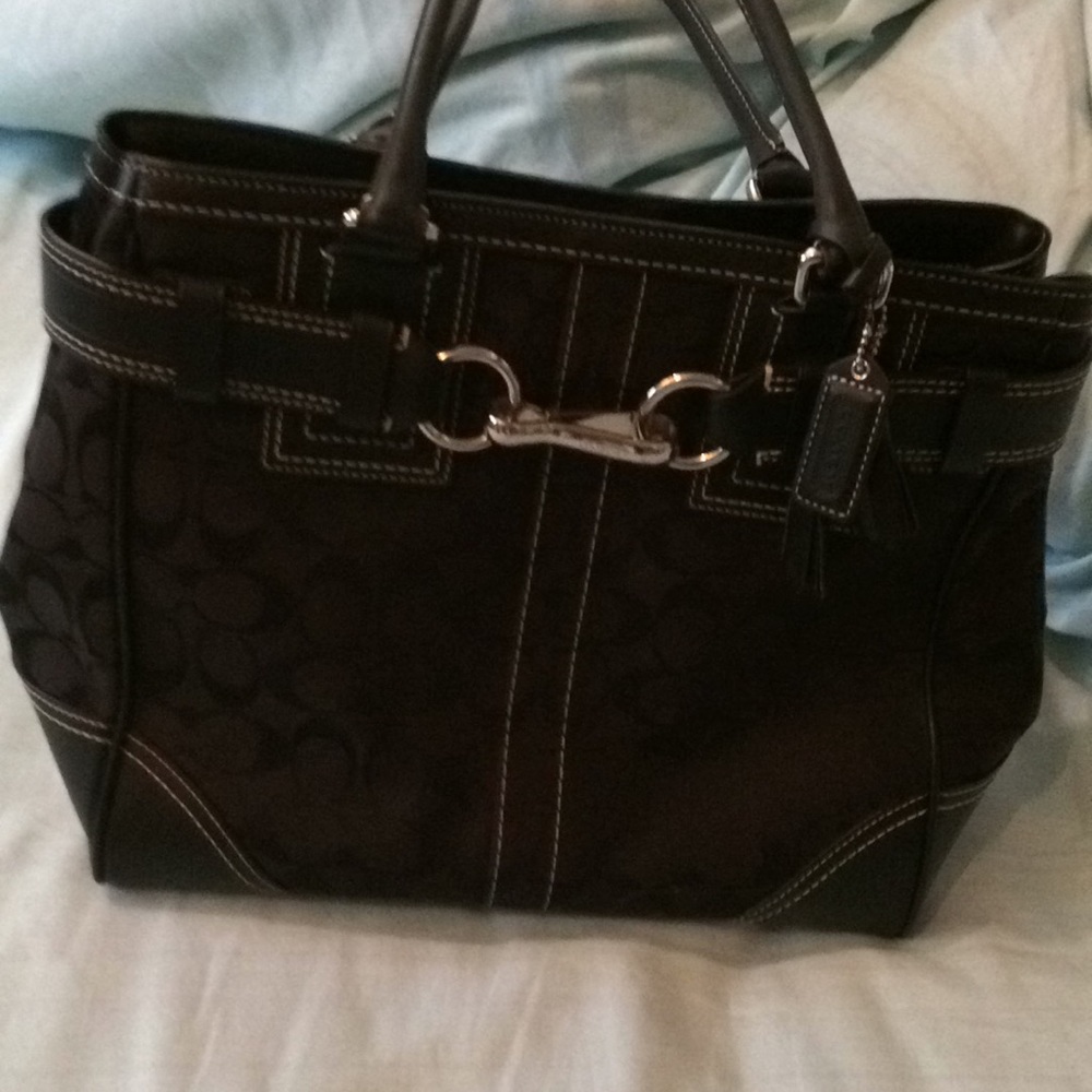 Authentic coach purse